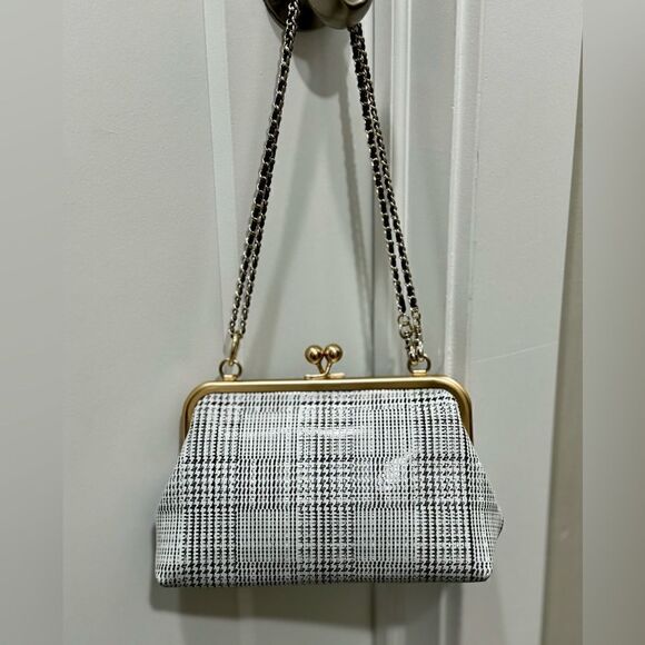 Handmade Genuine Leather Kisslock Clutch/Wristlet/Shoulder Bag & 2 Chain Styles - Picture 7 of 16